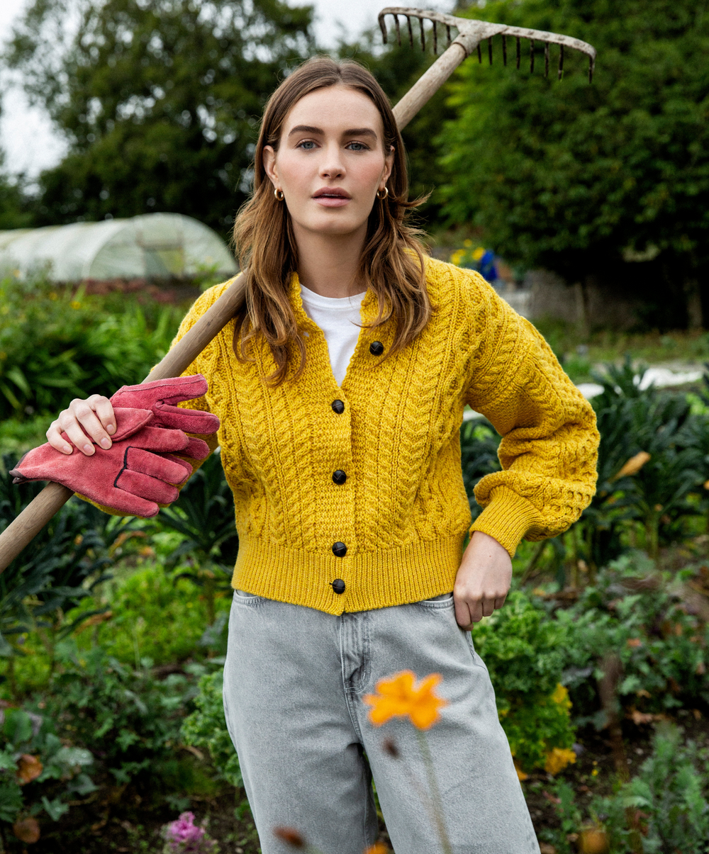 Cropped Aran Cardigan -sunflower yellow