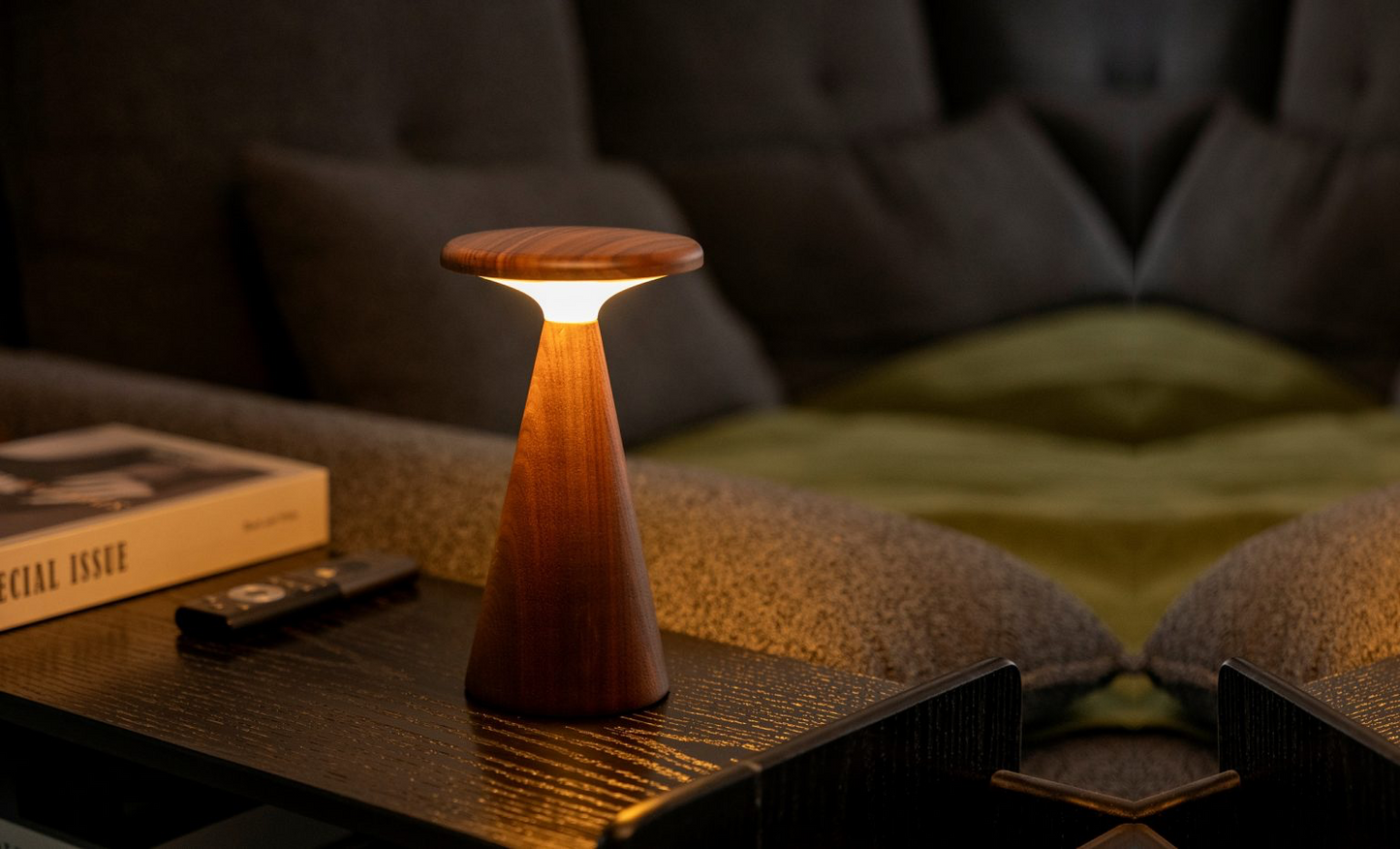 Sylva table lamp- walnut