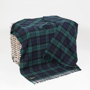 Lambswool Throw Black Watch Tartan.