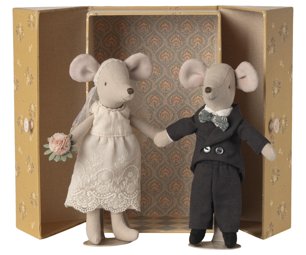 Wedding mice