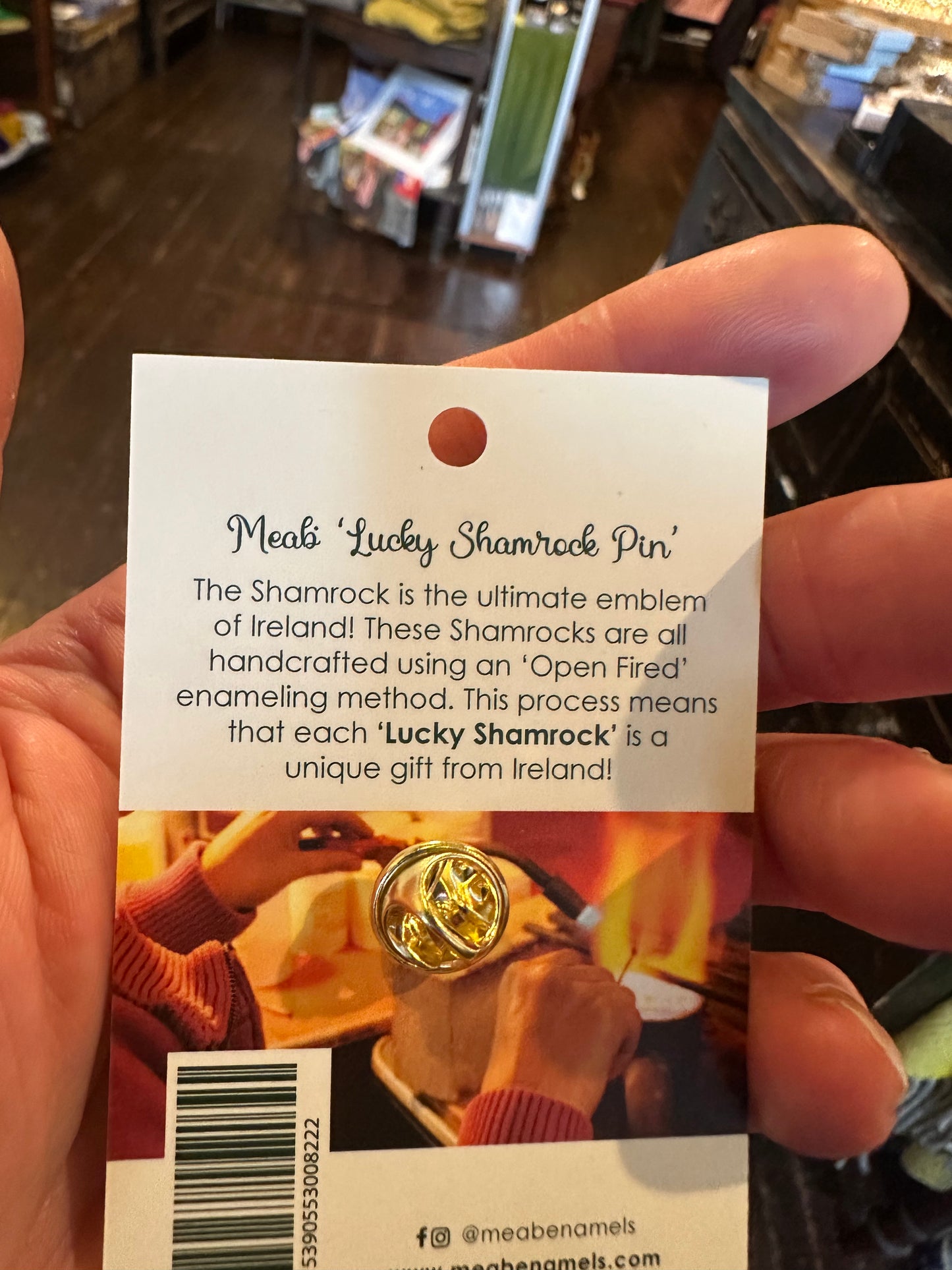 Shamrock pin