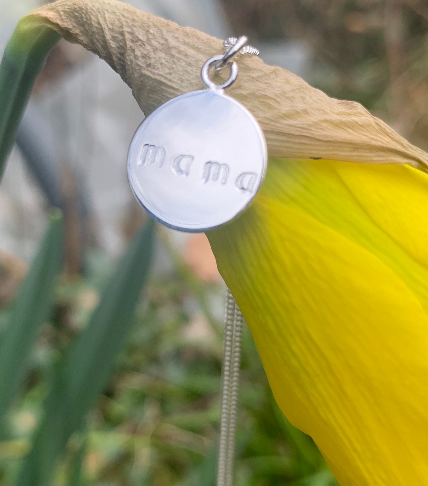 Mama necklace