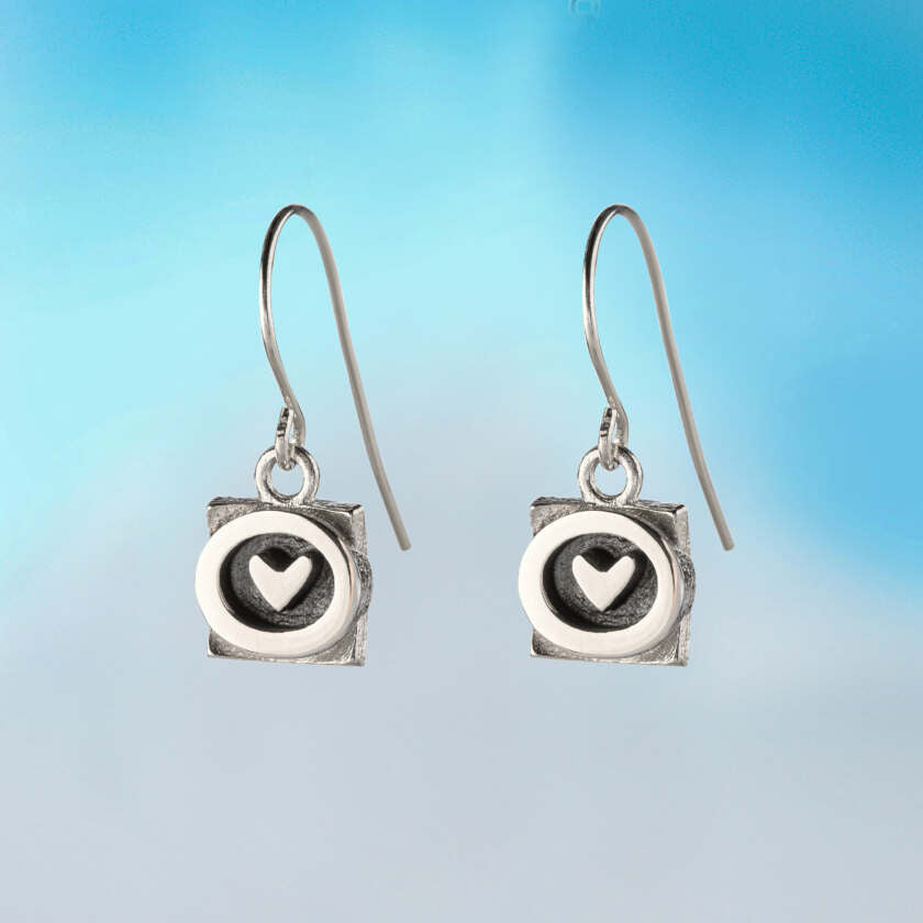 A big hug earrings