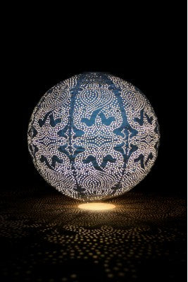 Solar garden light