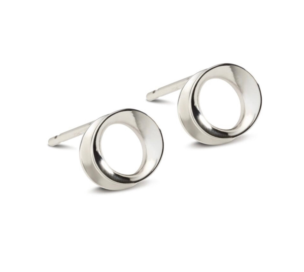 Wave silver stud earrings