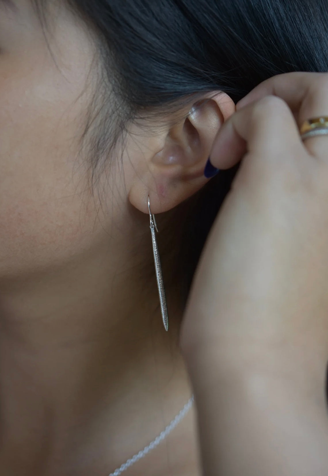 Síoda Sterling Silver Drop Earrings Small