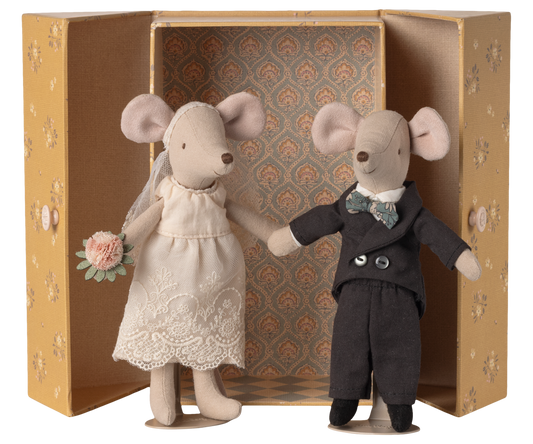 Wedding mice