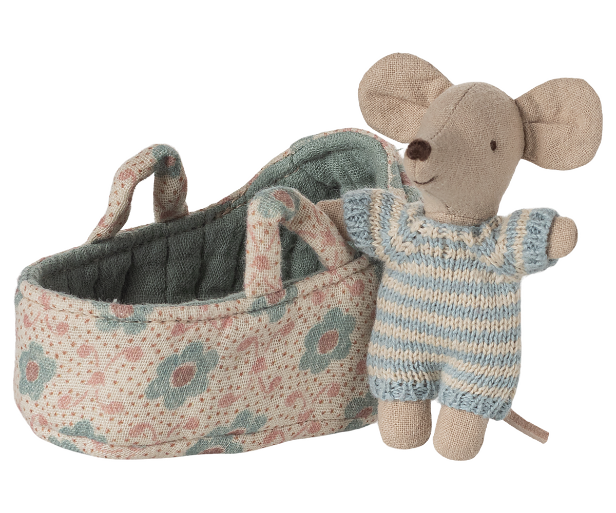 Baby mouse in carrycot -Blue