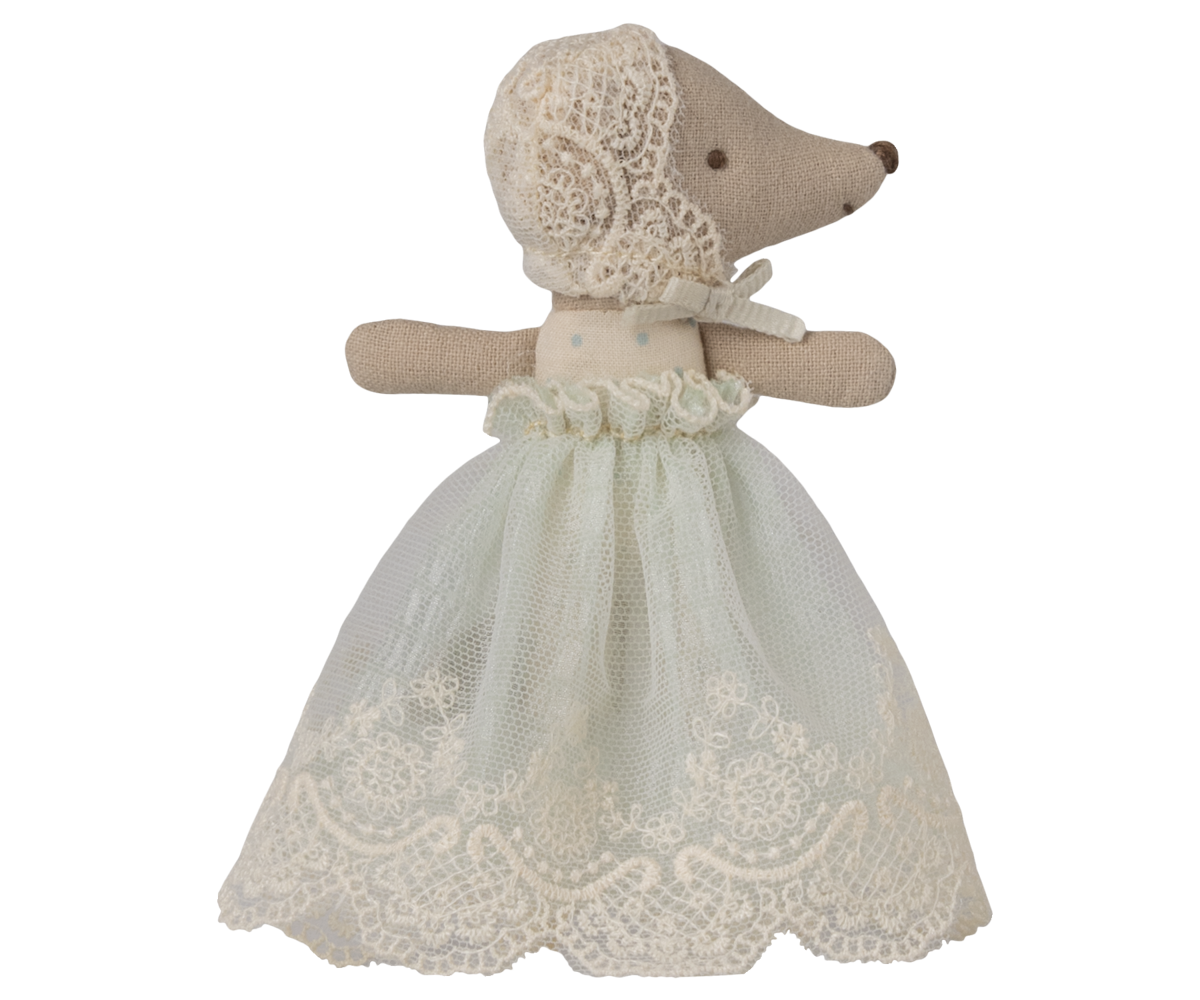 Baby mouse in gown -mint