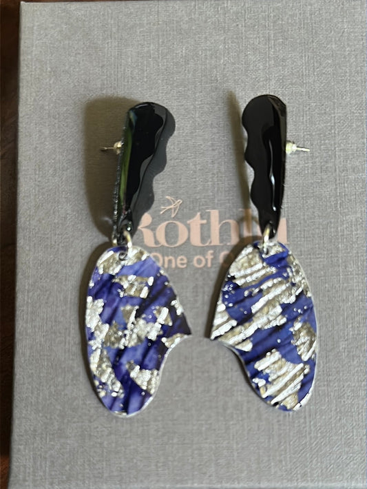 Tidal sgraffito textile earrings in black/periwinkle/silver